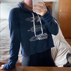 Feather crop sweatshirt